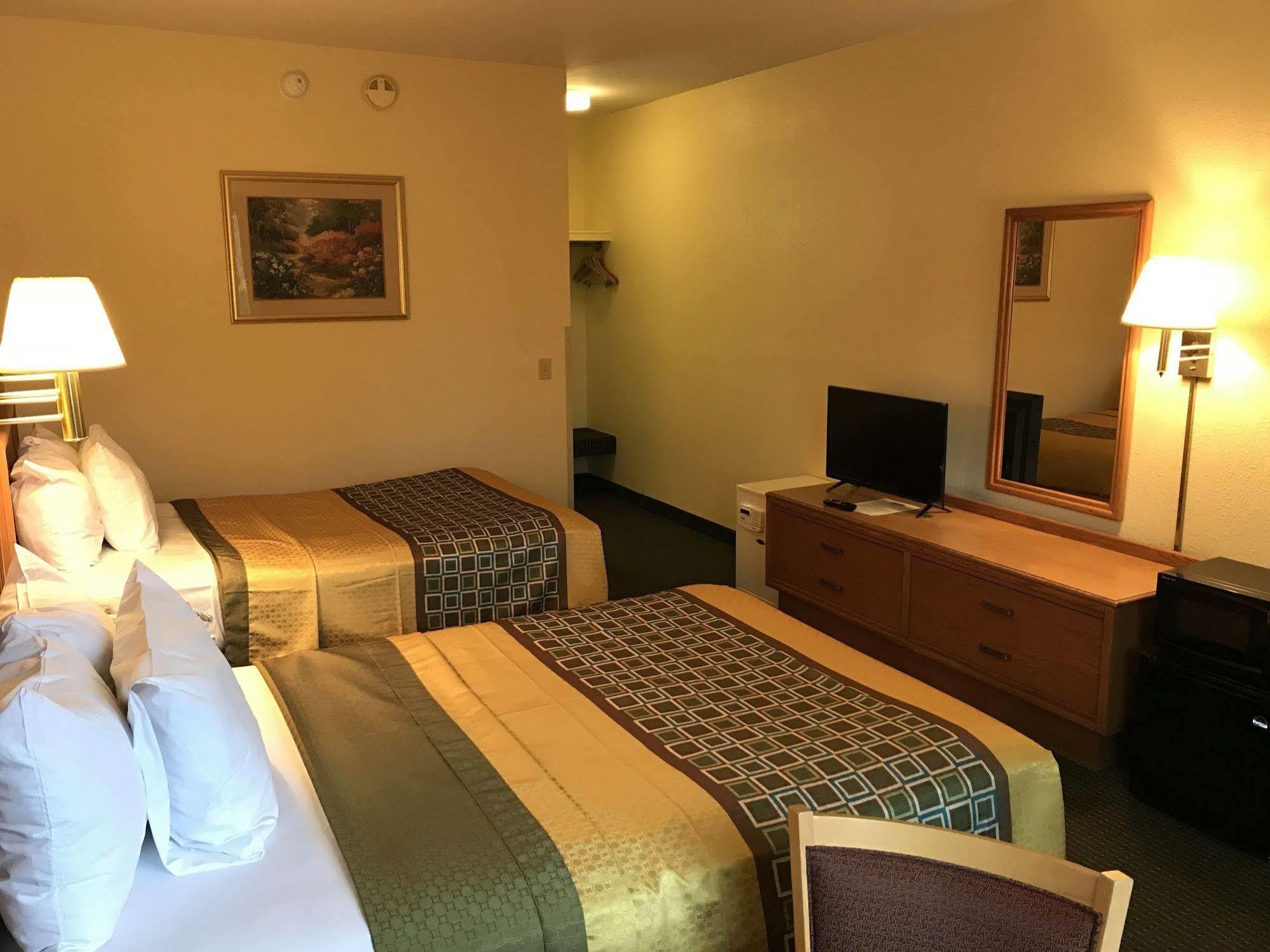 Budget Host Inn Sandusky Εξωτερικό φωτογραφία