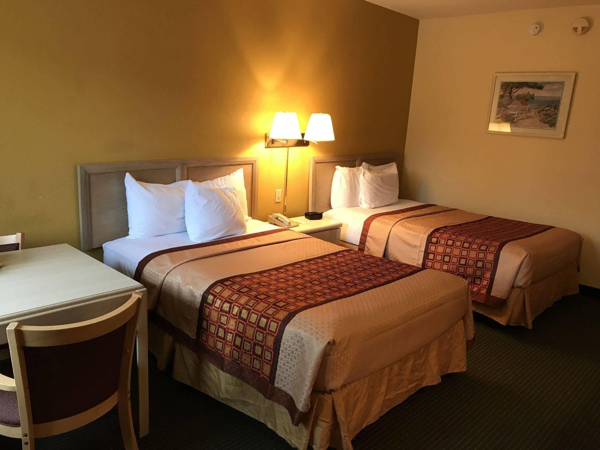 Budget Host Inn Sandusky Εξωτερικό φωτογραφία