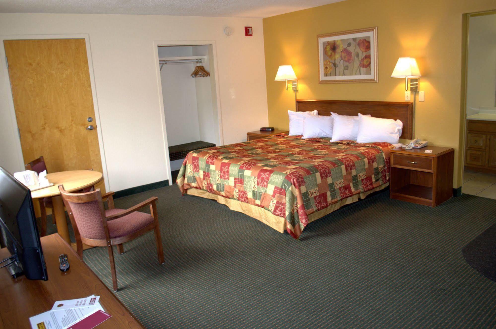 Budget Host Inn Sandusky Εξωτερικό φωτογραφία